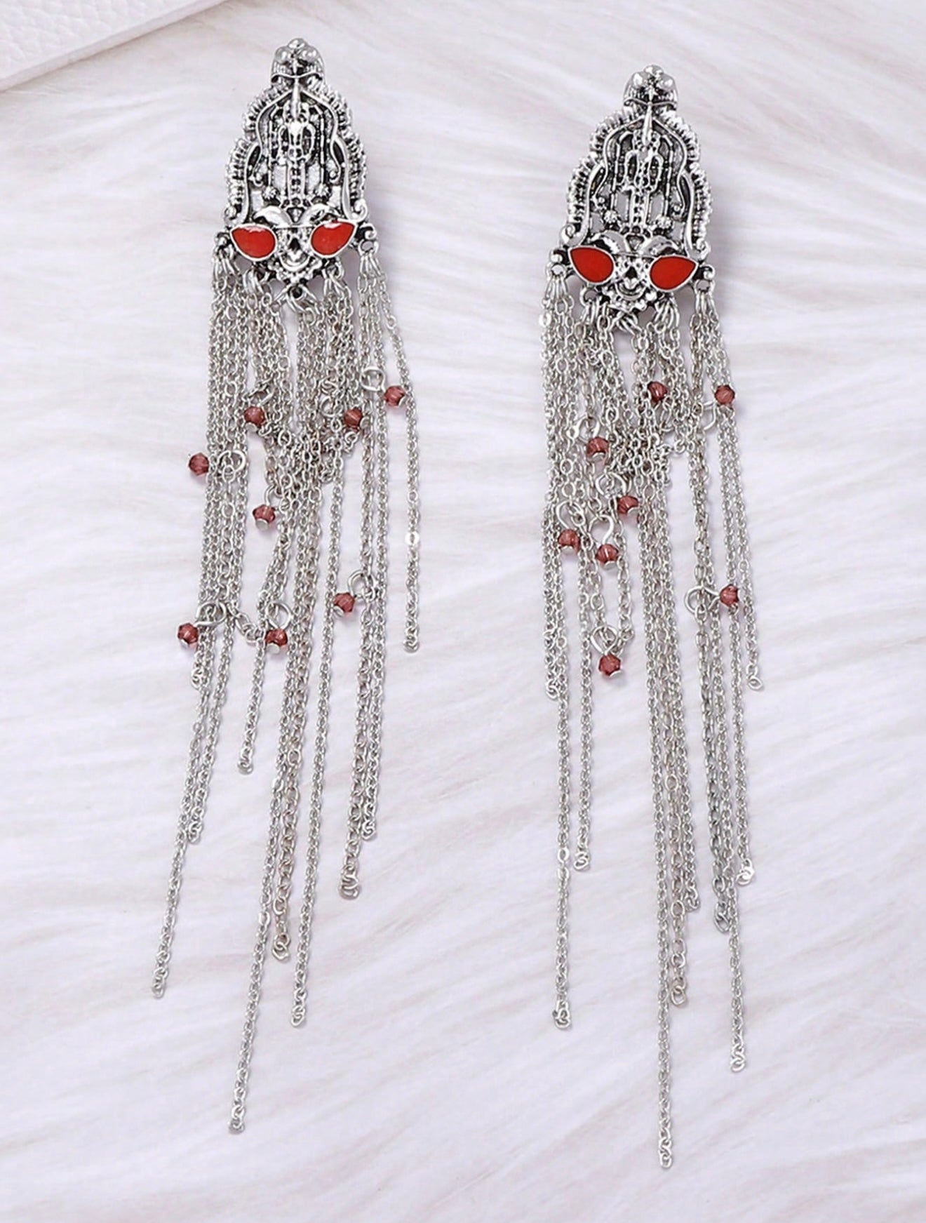 METAL CHIAN RETRO TASSEL EARRINGS