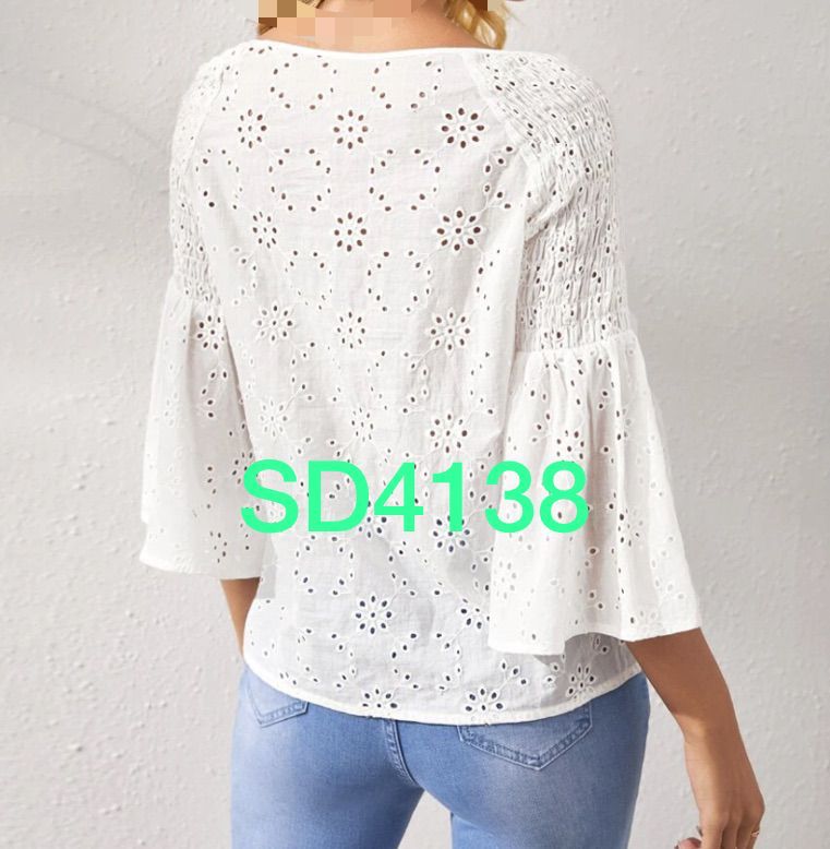 EMBROIDERED LONG SLEEVE TOP