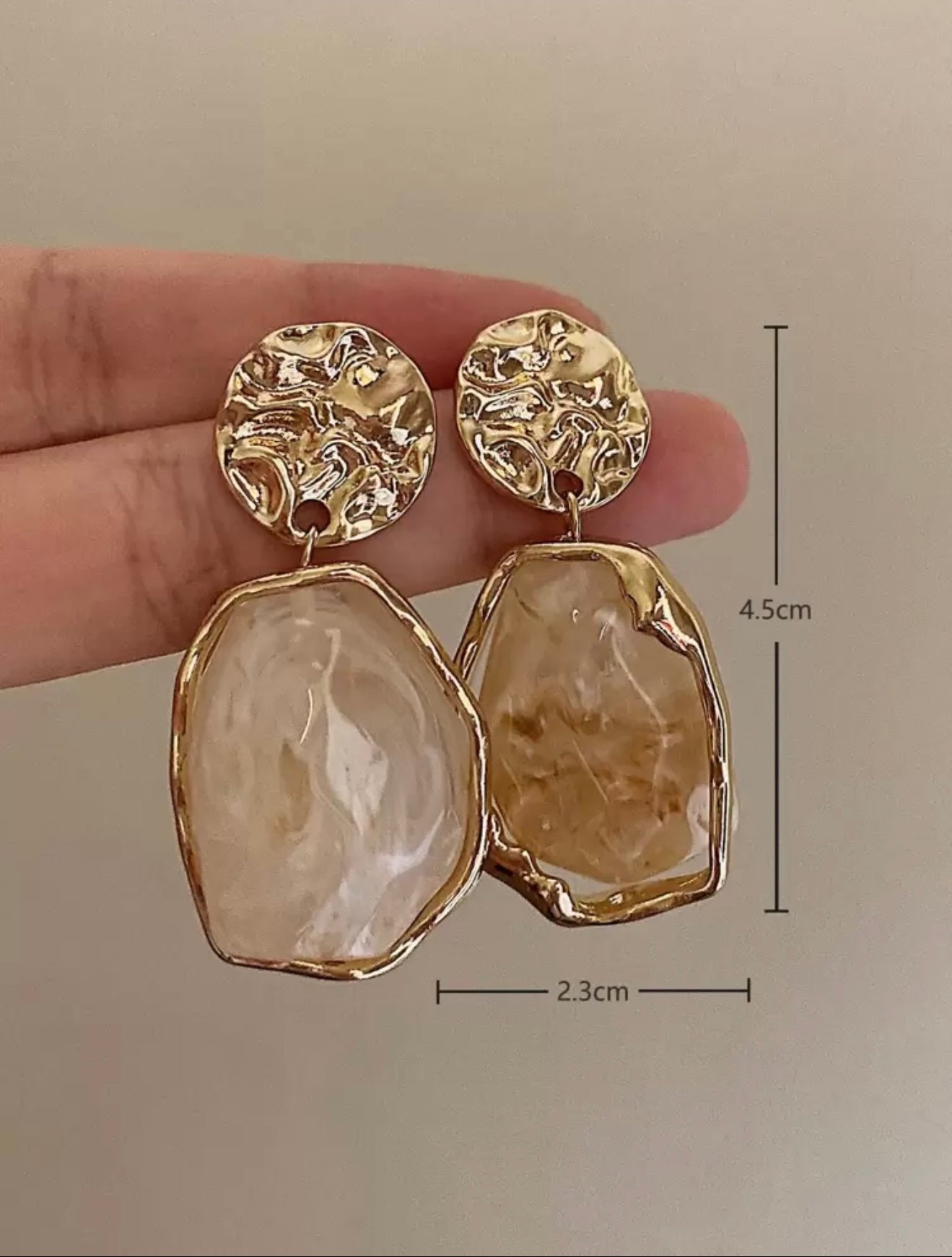 TEXTURED GEOMETRIC DROP EARRINGS