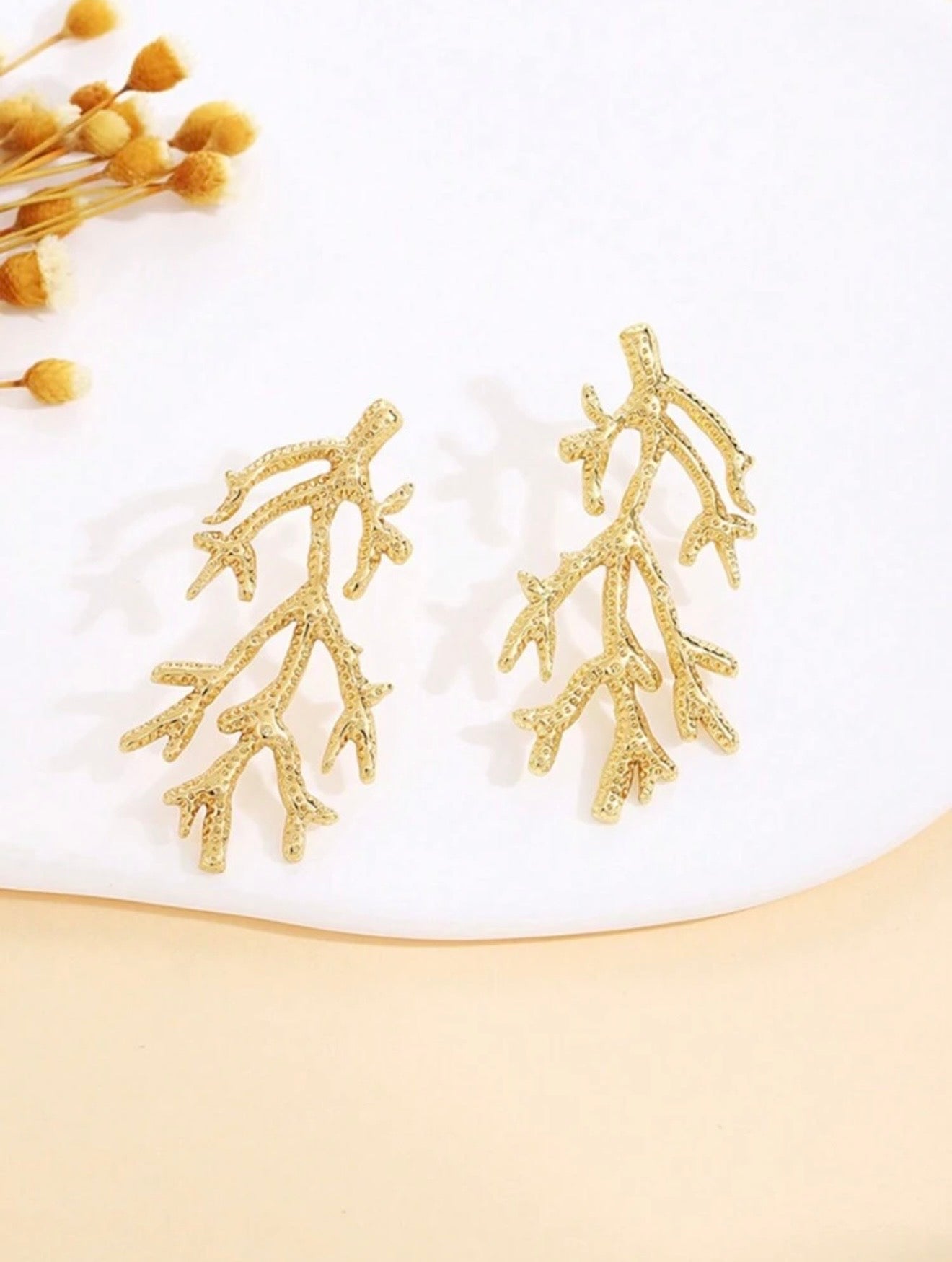 CORAL SHAPED PENDANT NECKLACE & EARRINGS SET