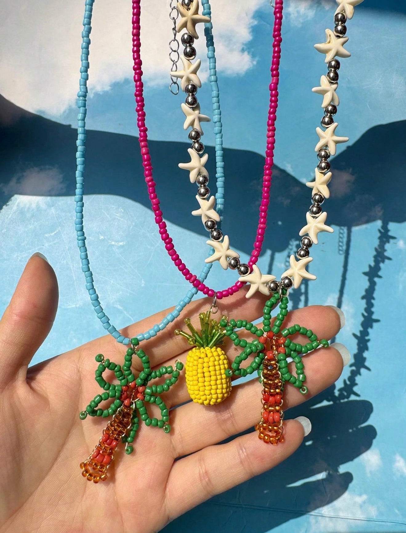 SUMMER PINEAPPLE BEADED NECKLACE