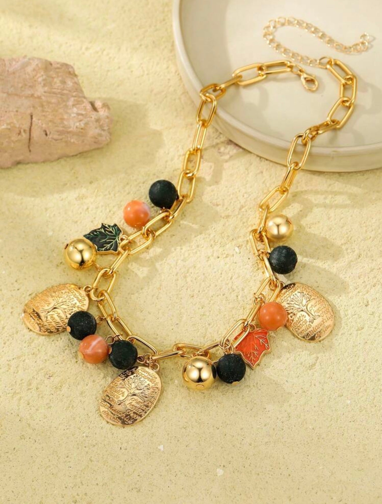 TREE PATTERN BOHEMIAN PENDANT NECKLACE