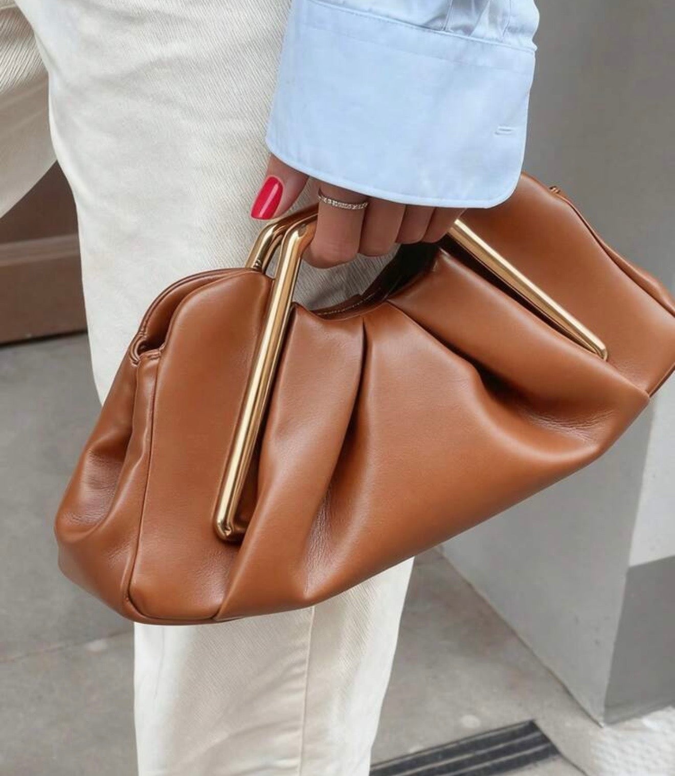 VINTAGE ASYMMETRICAL RUFFLE CLOUD CLUTCH BAG
