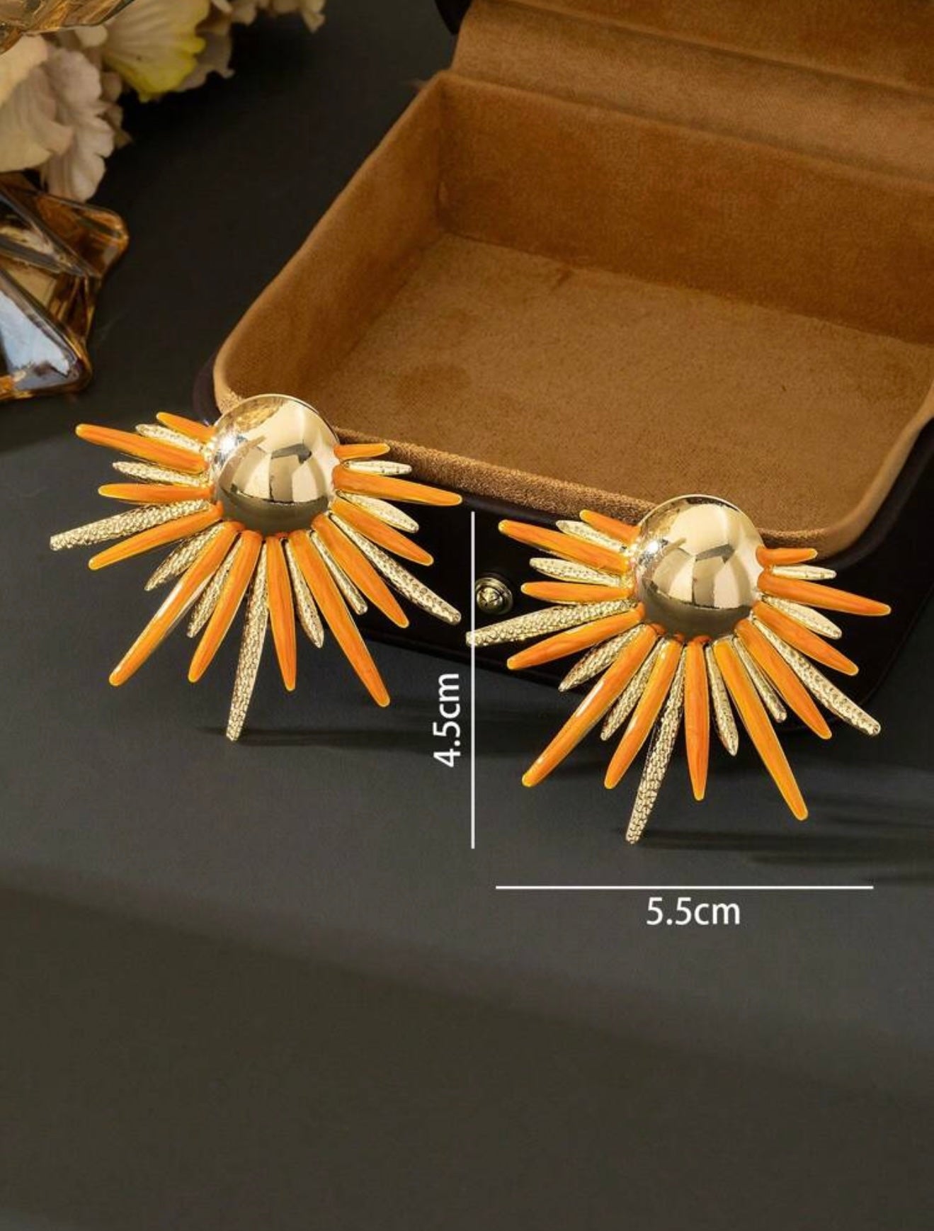 METALLIC GEOMETRIC EARRINGS