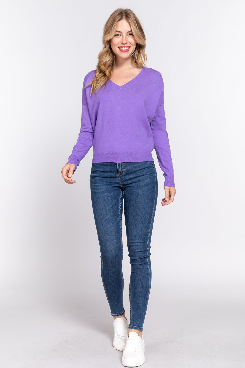 V-NECK BACK CROSS SWEATER
