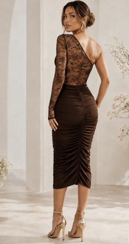 ONE SHOULDER LACE RUCHED MIDI DRESS