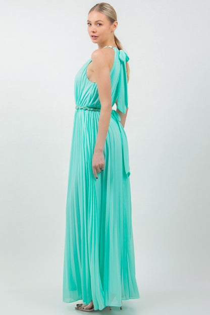 SOLID SLEEVELESS CHAIN HALTER NECK W CHAIN BELT PLEATED MAXI DRESS