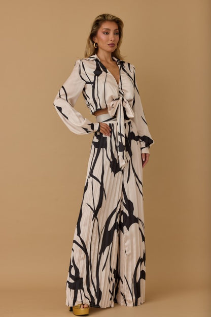 PLEATED PRINTED LONG SLEEVES TOP PANTS SET