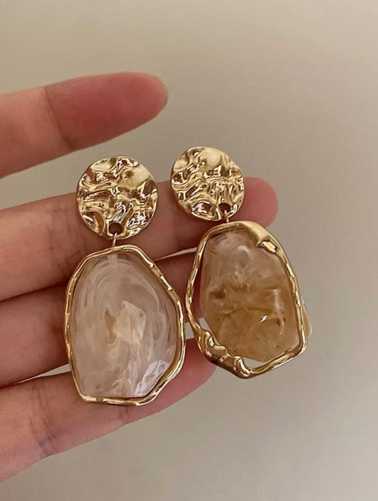 TEXTURED GEOMETRIC DROP EARRINGS