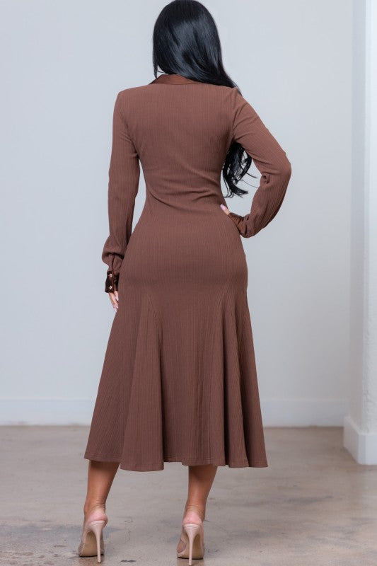 SATIN COLLAR PLEATED MIDI KNIT DRESS