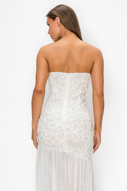 3D FLORAL LACE TUBE MESH DROPPED MAXI DRESS