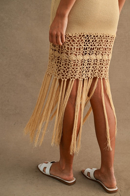 CROCHET FRINGE HEM KNIT MIDI DRESS