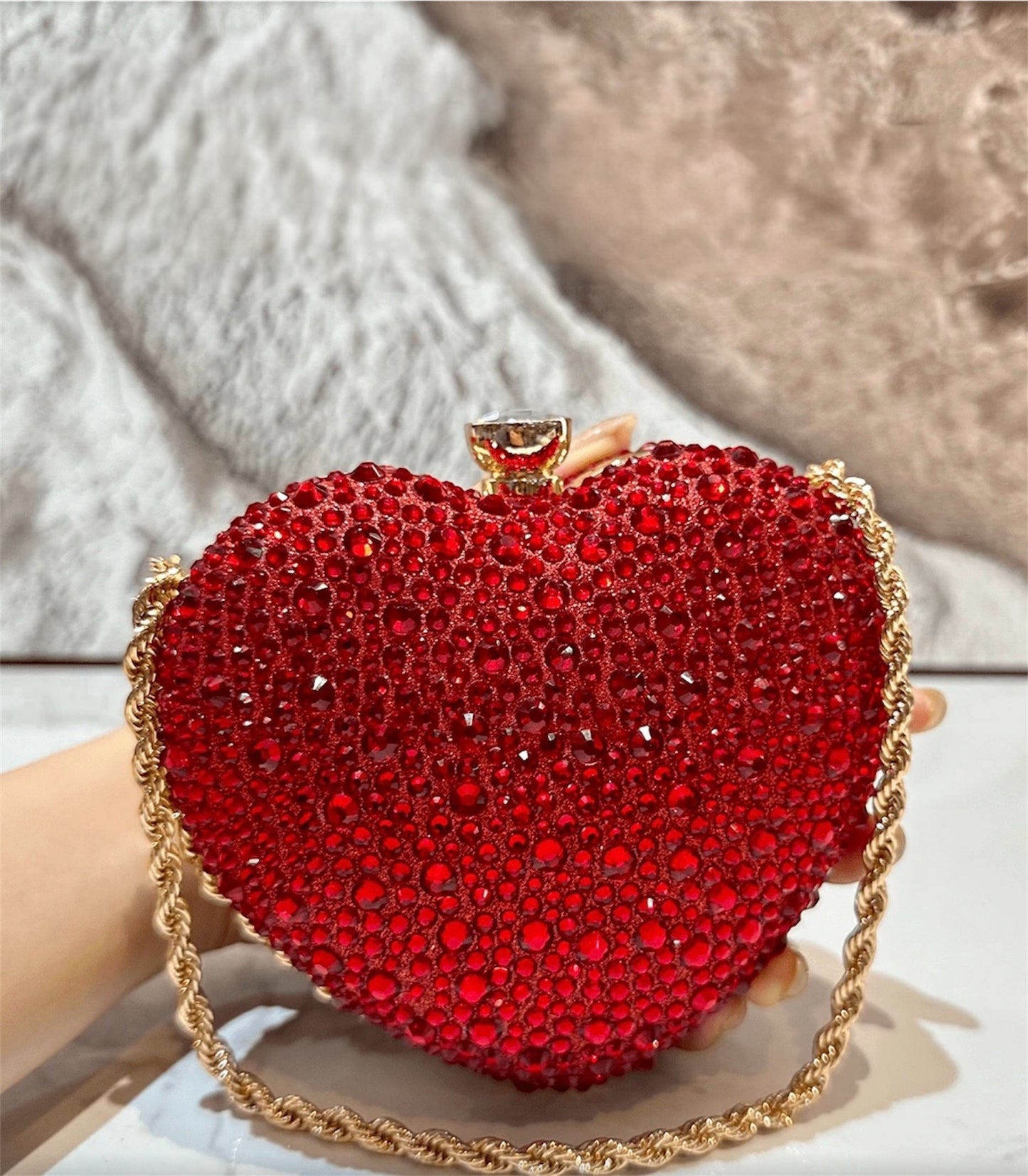 HEART SHAPED RHINESTONE EVENING CLUTH BAG