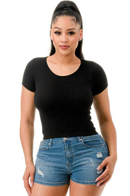 CABLE KNIT TEXTURED SEAMLESS TOP