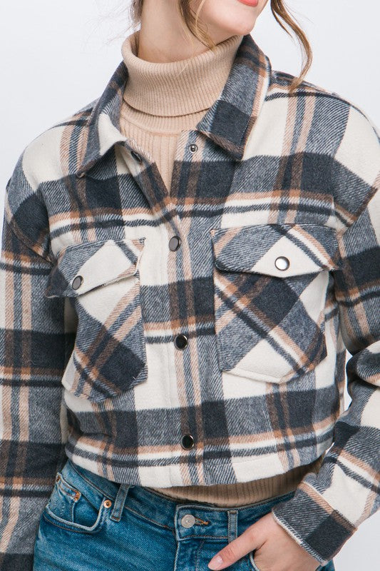 PLAID CROPPED BUTTON DOWN JACKET