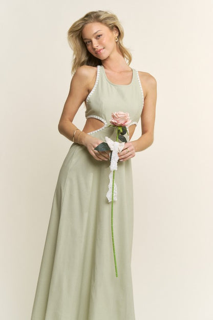 CONTRAST THREAD CUT OUT DETAIL MAXI DRESS