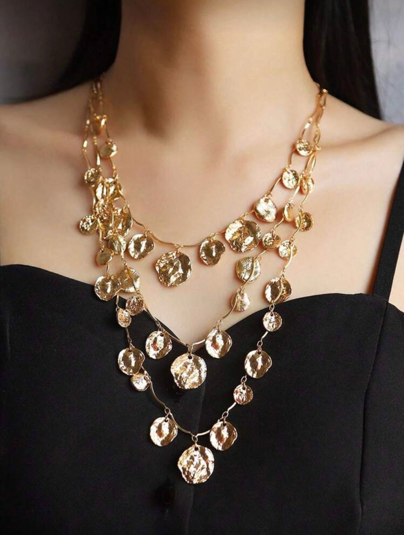 MULTI LAYERED HIGH END NECKLACE