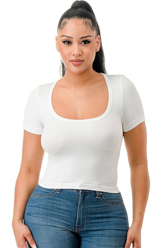 WIDE RIB SQAURE NECK SEAMLESS TOP