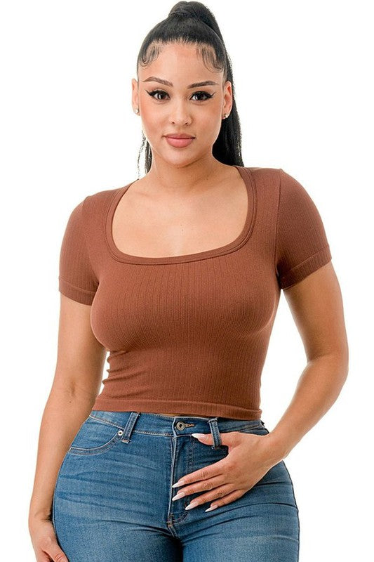 WIDE RIB SQAURE NECK SEAMLESS TOP