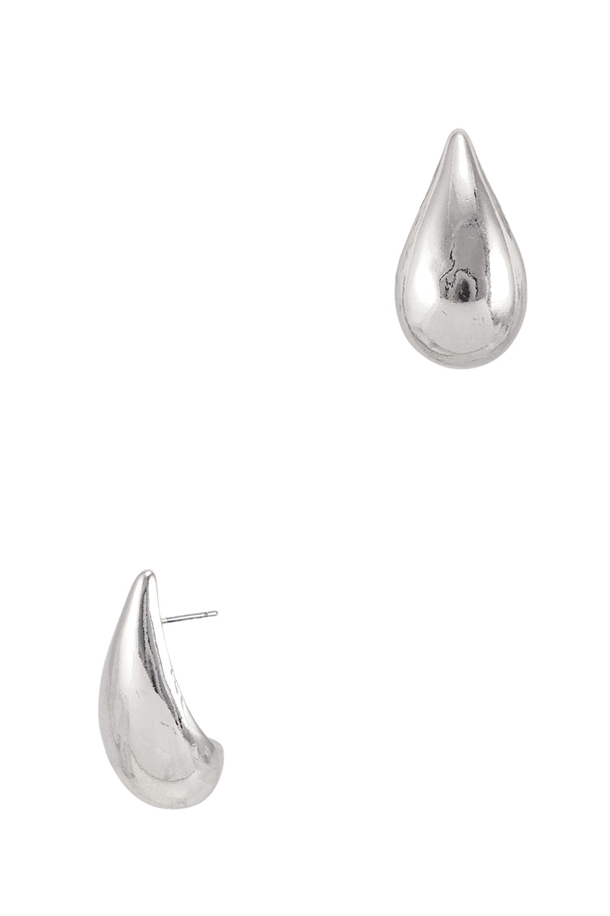 METAL MEDIUM TEARS SHAPE EARRINGS