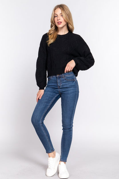 LONG SLEEVE CREW NECK CABLE DETAIL SWEATER