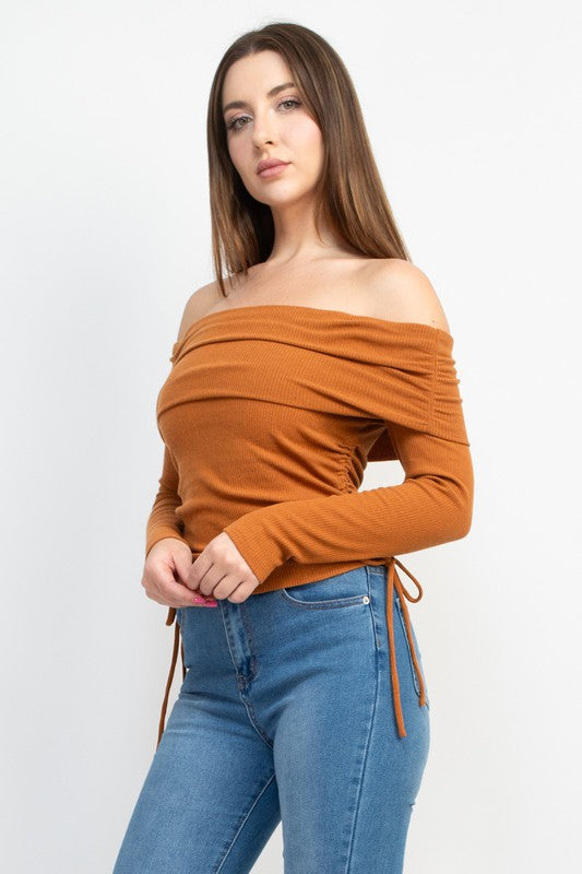 OFF SHOULDER RIBBED TOP