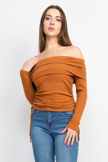 OFF SHOULDER RIBBED TOP