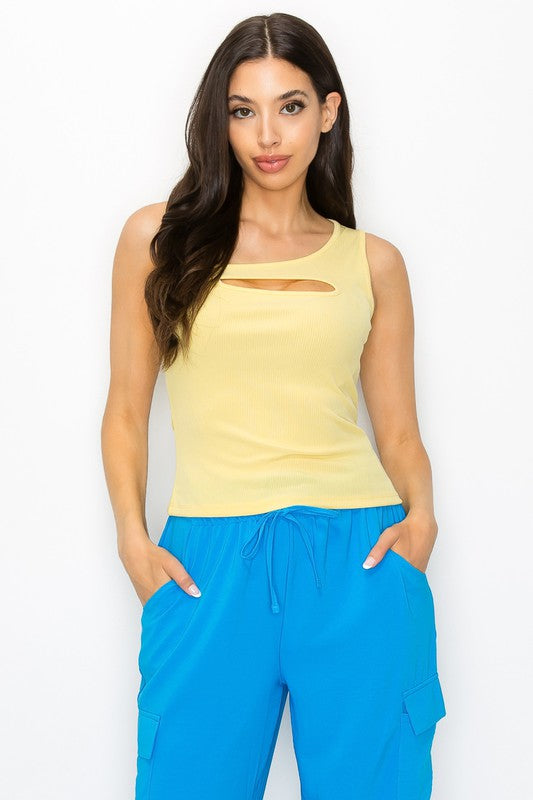 SLEEVLESS CUT-OUT SOLID TOP