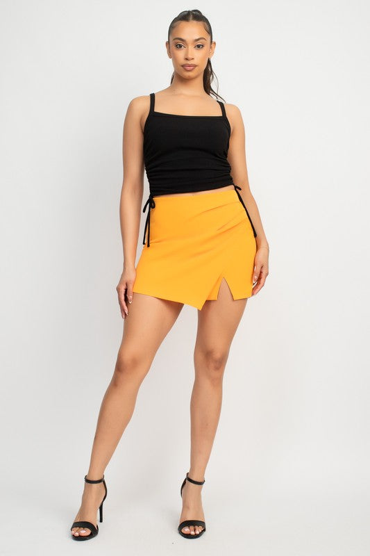 PLEATED SLIT ELASTIC-BACK SKORT