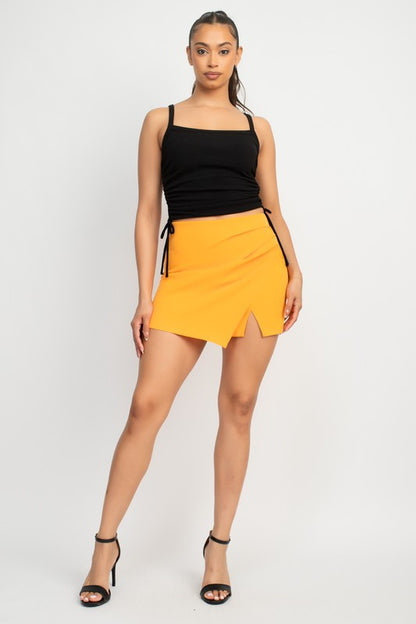 PLEATED SLIT ELASTIC-BACK SKORT