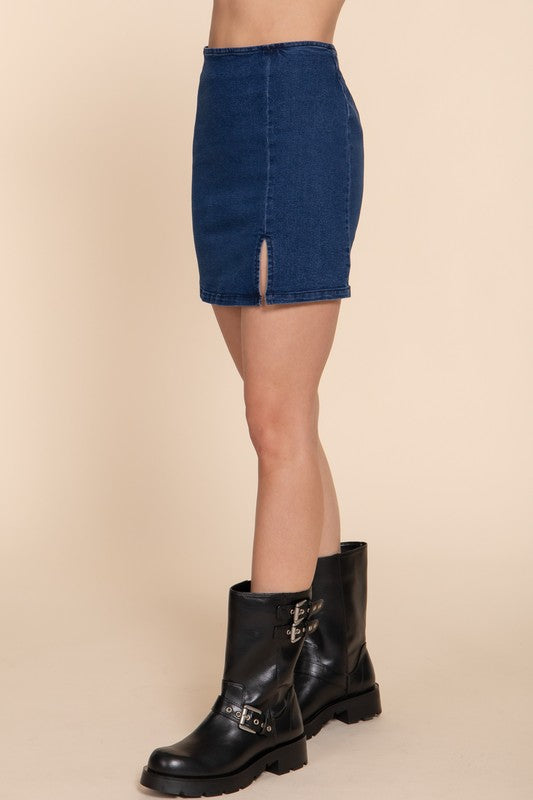 DENIM MINI SKIRT WITH SLIT DETAIL