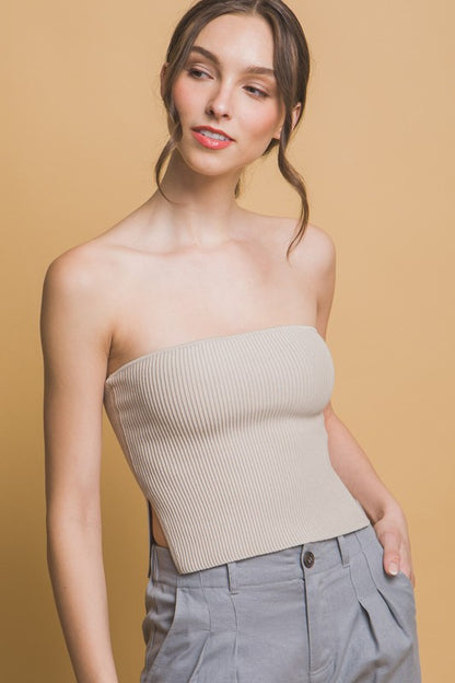 STRAPLESS TOP WITH SIDE SLIT