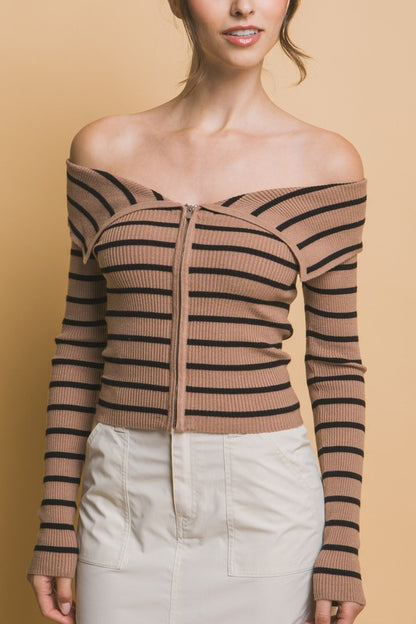 ZIPUP OFF SHOULDER KNIT TOP