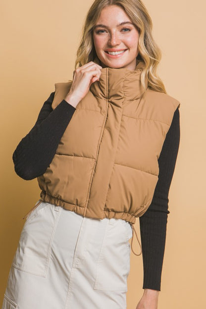 CROPPED PUFFER VEST WITH POCKETS