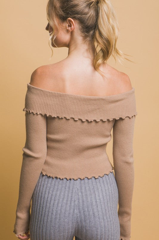 OFF SHOULDER SWEATER WITH SLIT