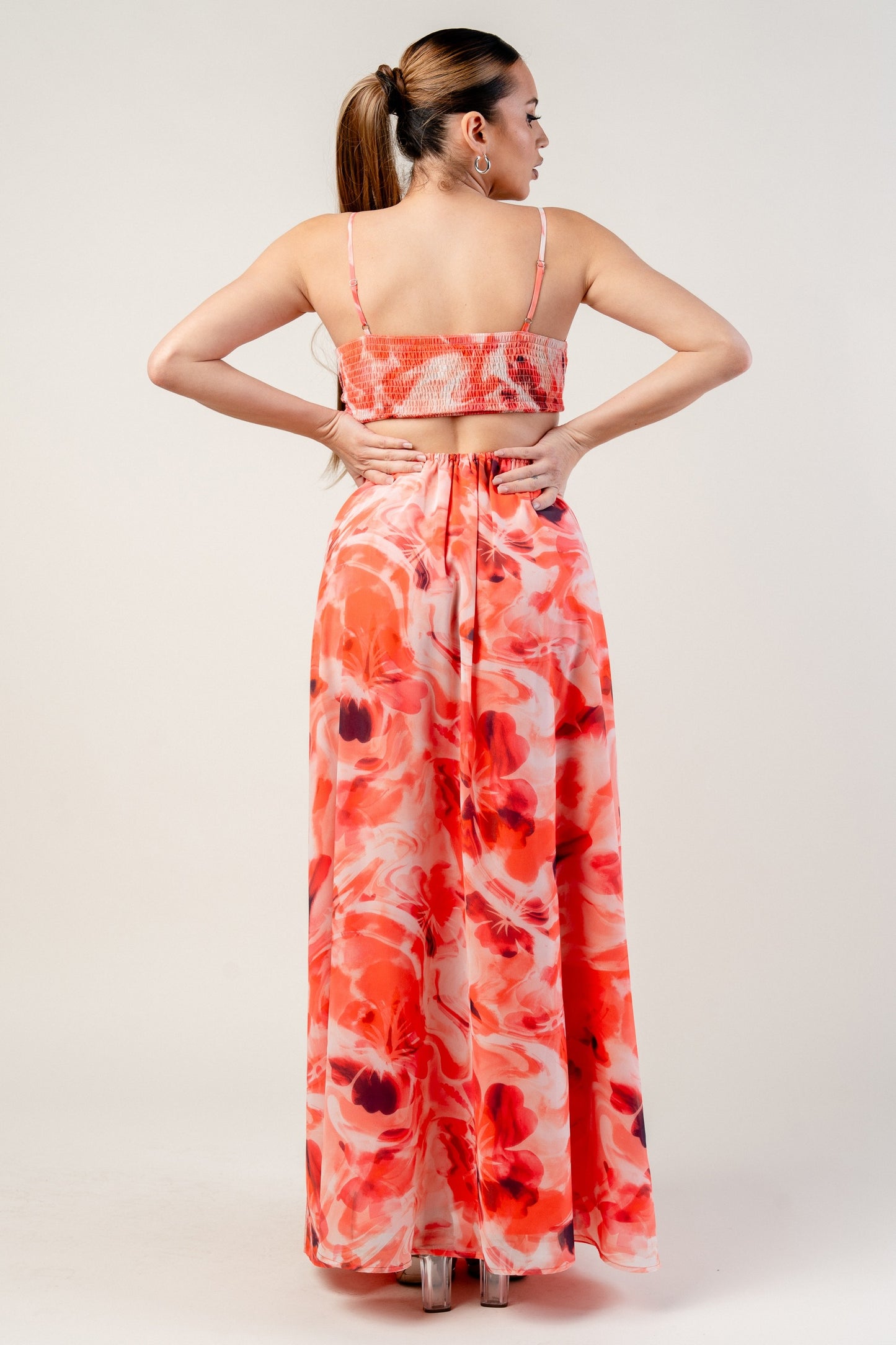 CHELSEA CHIFFON PRINT O-RING & V-NECK MAXI DRESS