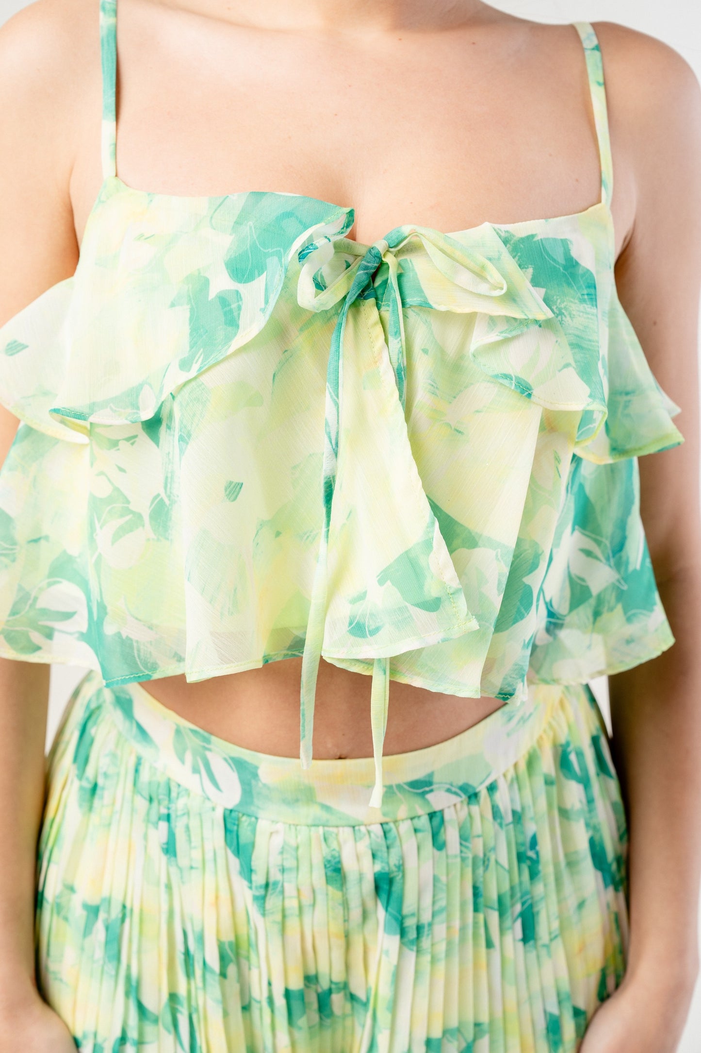 Yoryu Chiffon Print Top & Pleats Wide Pants Set