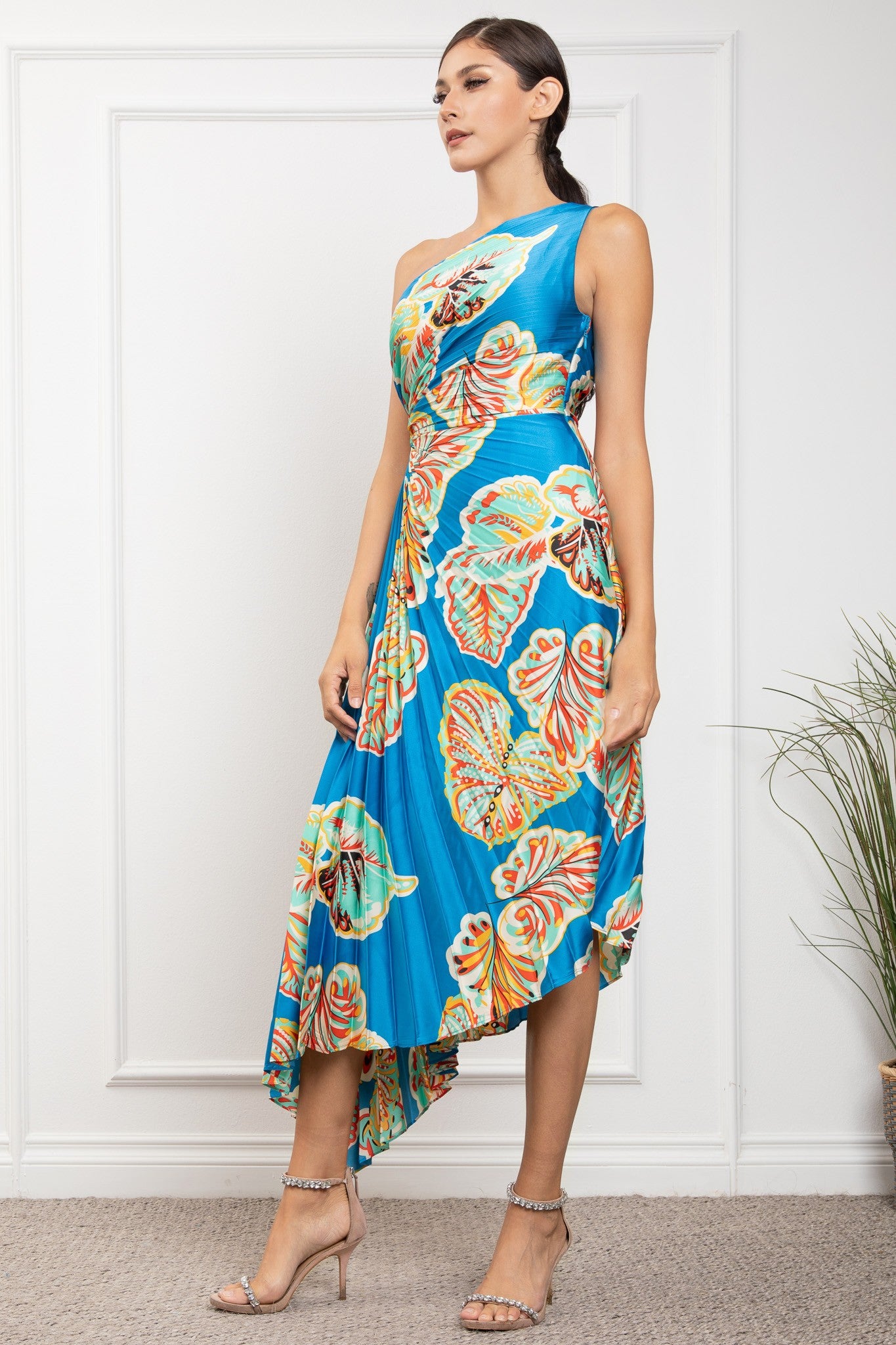 Off Shoulder Sle.less Pleated Diagonal Midi Dress