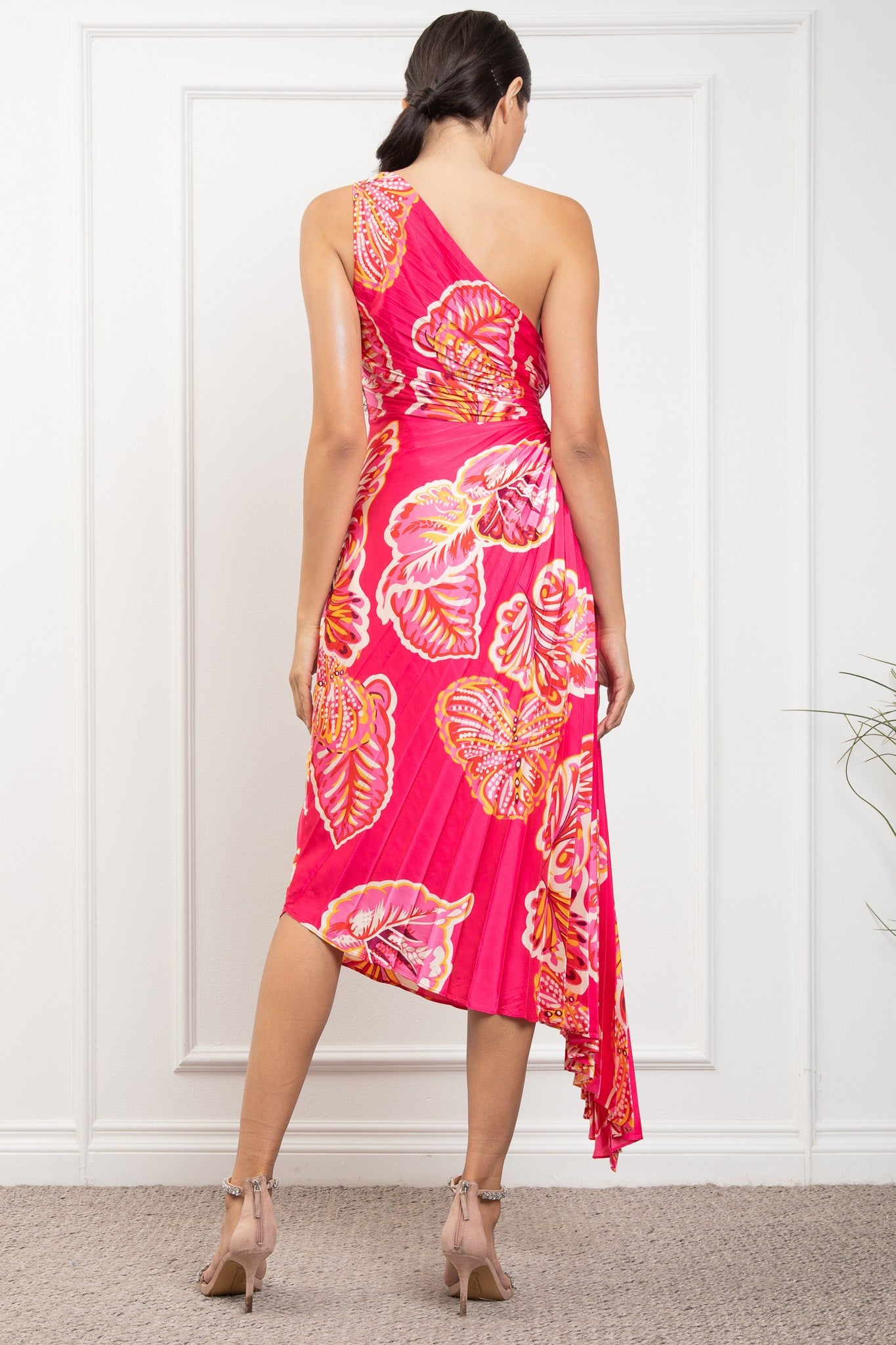 Off Shoulder Sle.less Pleated Diagonal Midi Dress