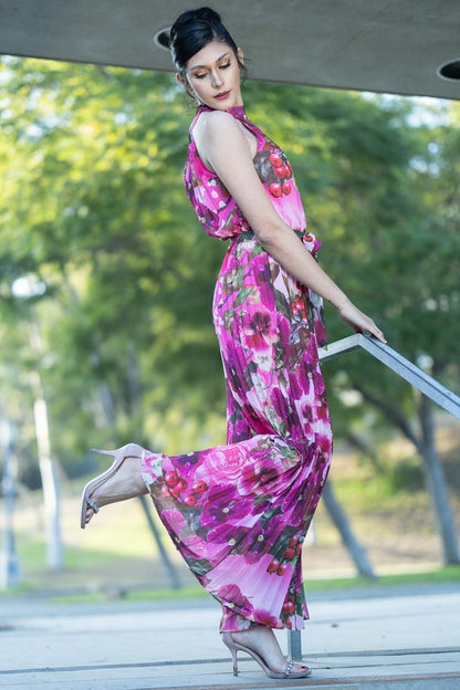 Halter Neck Sleeveless Pleated Jumpsuit