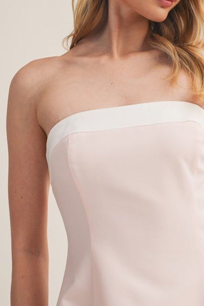 CONTRAST NECKBAND FIT&FLARE MINI DRESS