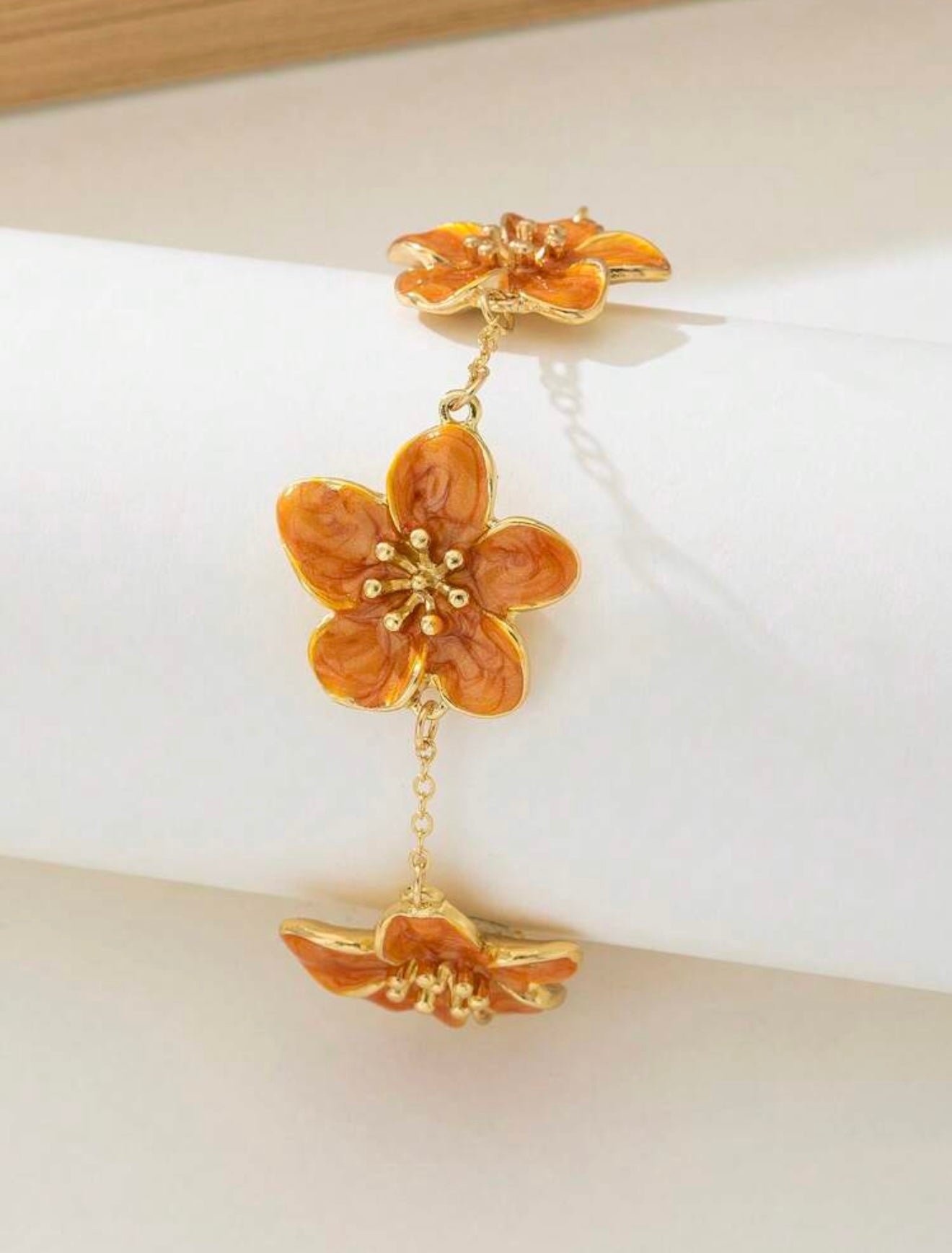 DRIP OIL FLORAL DESIGN BRACELET & EARRING SET