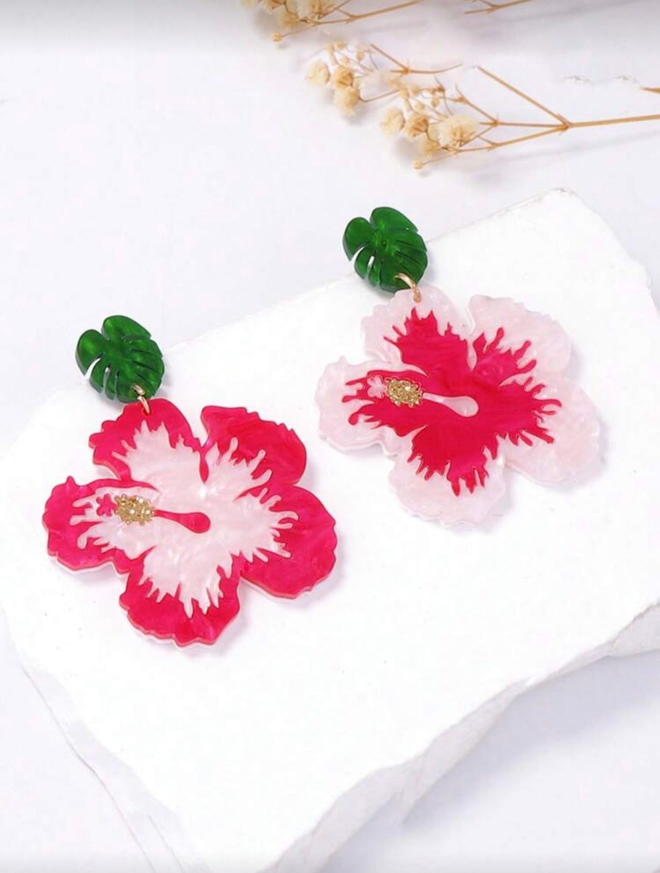 ACRYLIC FLOWER DROP EARRINGS