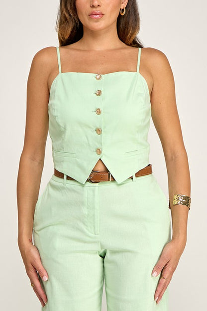 SLEEVELESS STRETCH LINEN VEST AND BELTED PANTS