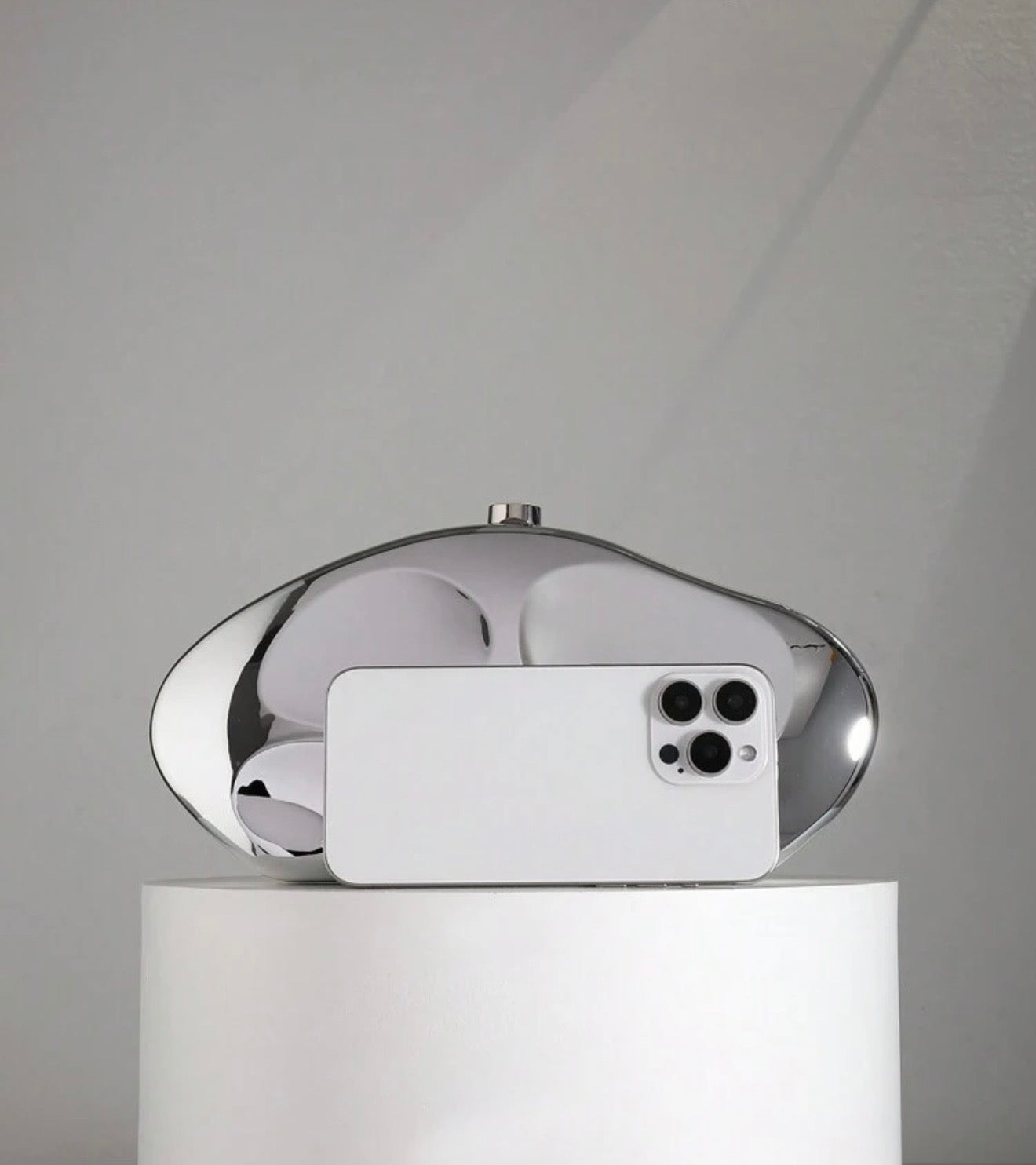 SCULPTURAL HEAVY DUTY EVENING CLUTCH BAG
