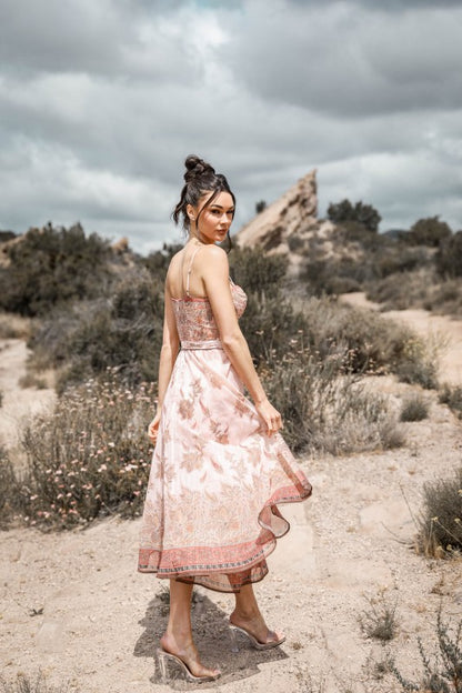 SWEETHEART NECK SPAGHETTI STRAP PRINTED MIDI DRESS