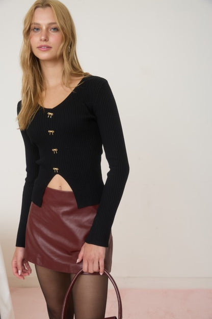 FRONT BOW HARDWARE DETAIL SPLIT HEM KNIT CARDIGAN