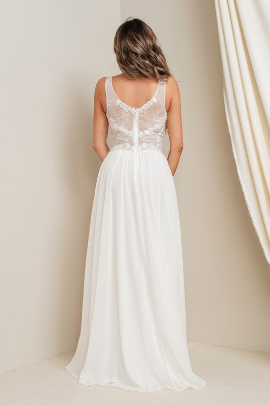 LACE SCALLOP TRIM DETAILING SWEETHEART MAXI DRESS Bella Chica LACE SCALLOP TRIM DETAILING SWEETHEART MAXI DRESS Bella Chica