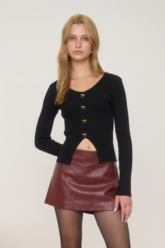 FRONT BOW HARDWARE DETAIL SPLIT HEM KNIT CARDIGAN