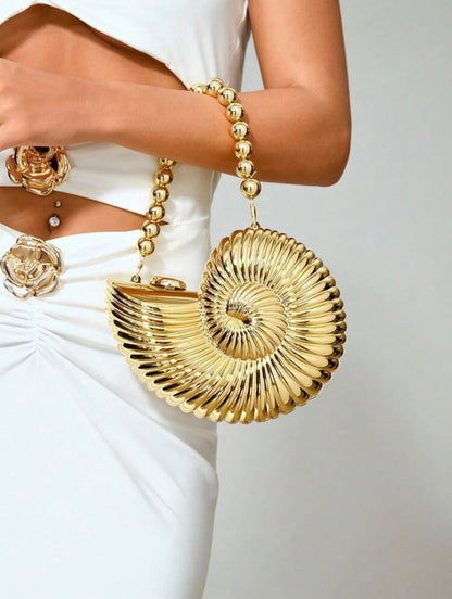 GOLDEN CONCH SHAPED EVENING CLUTCH BAG